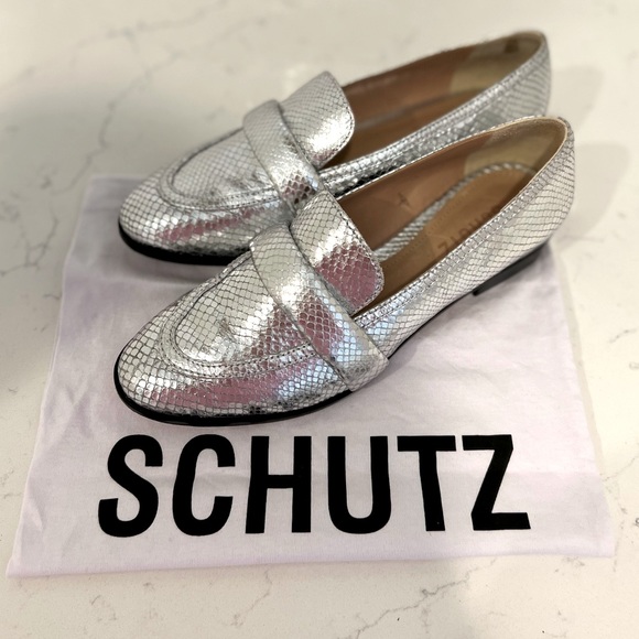 Schutz Silver Snakeskin Leather Loafers. Size 7. GUC! Dustbag included. - Picture 1 of 16